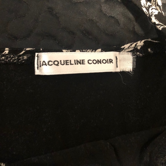 Jacqueline Conoir Blk w/Wh Floral Halter Top - Picture 4 of 8